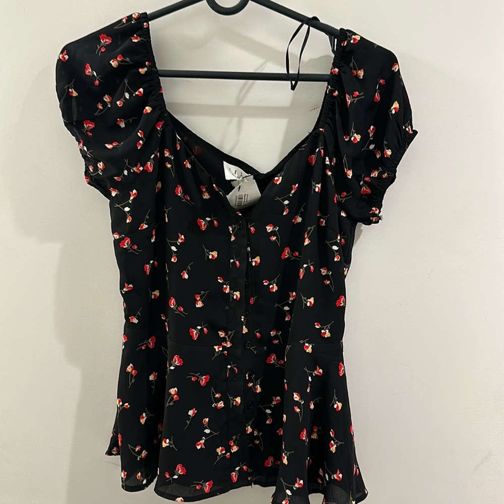 Lost + Wander Blouse NWT Size M